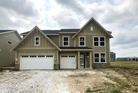 9551 Hemingway Dr, Indianapolis, IN 46239