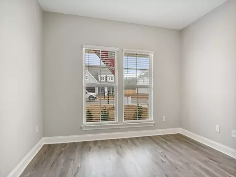 12777 Flanagan St, Elberta, AL 36530