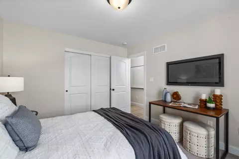 Bedroom - 1 Hazel Ct, Wright City, MO 63390 photo 10 of 34