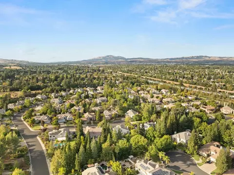 View/Area - 4301 Elderbrook Ln, Pleasanton, CA 94566 photo 1 of 41
