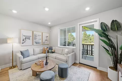 Living - 4301 Elderbrook Ln, Pleasanton, CA 94566 photo 1 of 2