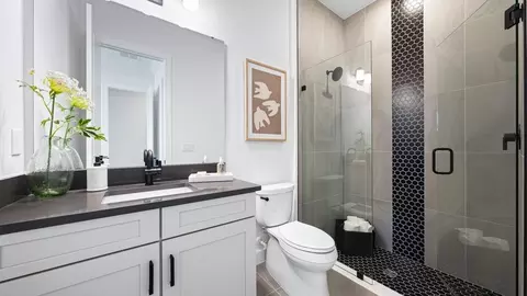 Bath - 10614 Eclipse St, Sarasota, FL 34241 photo 2 of 10