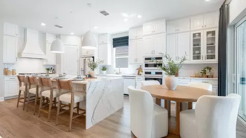 Kitchen - 10614 Eclipse St, Sarasota, FL 34241 photo 4 of 9