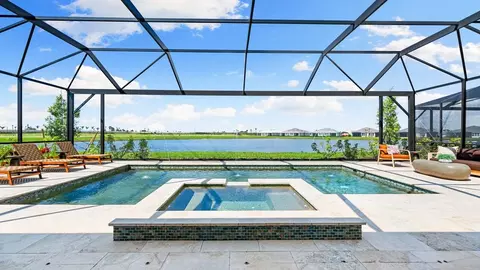 Exterior - 10614 Eclipse St, Sarasota, FL 34241 photo 40 of 50