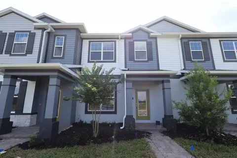 Exterior - 1389 Hyde St, Saint Cloud, FL 34771 photo 2 of 11