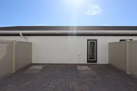 Exterior - 1389 Hyde St, Saint Cloud, FL 34771 photo 4 of 12