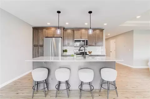 Kitchen - 2759 Executive Dr, Troy, OH 45373 photo 3 of 10