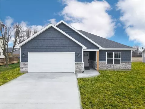 Exterior - 2759 Executive Dr, Troy, OH 45373 photo 2 of 3
