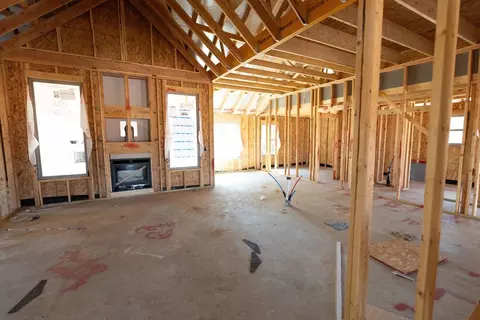 Living - 8824 Sansa St, Arcadia, OK 73007 photo 1 of 7