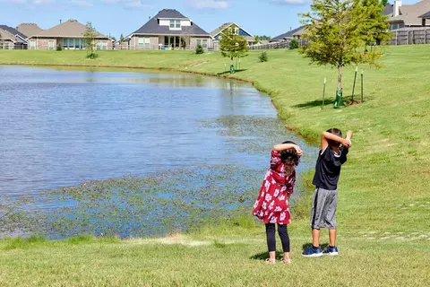View/Area - 16140 Tall Grass Dr, Moore, OK 73170 photo 7 of 8