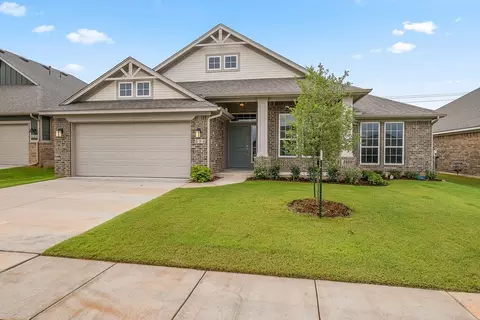 Exterior - 16140 Tall Grass Dr, Moore, OK 73170 photo 9 of 15