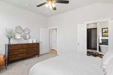 Bedroom - 16140 Tall Grass Dr, Moore, OK 73170 photo 4 of 7