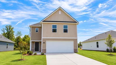 110 Evergreen Cir, Rossville, GA 30741