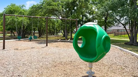 View/Area - 100 Ridgewell Loop, Georgetown, TX 78633 photo 5 of 6