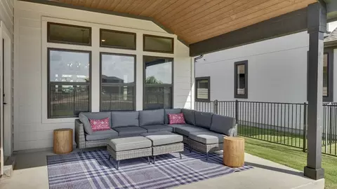 Exterior - 931 Cherrystone Loop, Buda, TX 78610 photo 8 of 10