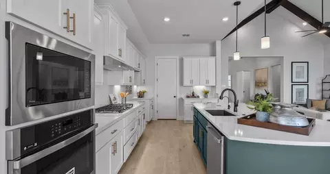 Kitchen - 924 Cherrystone Loop, Buda, TX 78610 photo 2 of 2