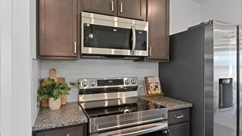 Kitchen - 227 Monroe Ave, Ranson, WV 25438 photo 5 of 9