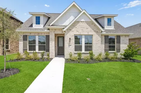 2254 Terlingua Dr, Waxahachie, TX 75165