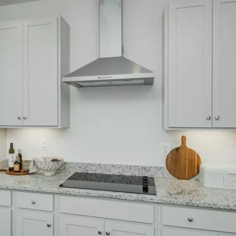Kitchen - 85 Sandy Bottom Cir, Ranson, WV 25438 photo 4 of 10