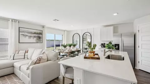 Kitchen - 5530 Savona Dr, Sebring, FL 33872 photo 1 of 8