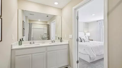 Bath - 5530 Savona Dr, Sebring, FL 33872 photo 2 of 3