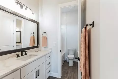 Bath - 9113 Blackhawk Dr, Temple, TX 76502 photo 3 of 6