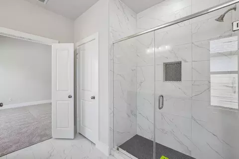Bath - 2704 Fork Way, Celina, TX 75009 photo 2 of 6