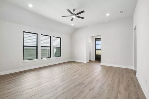 Living - 2704 Fork Way, Celina, TX 75009 photo 2 of 4
