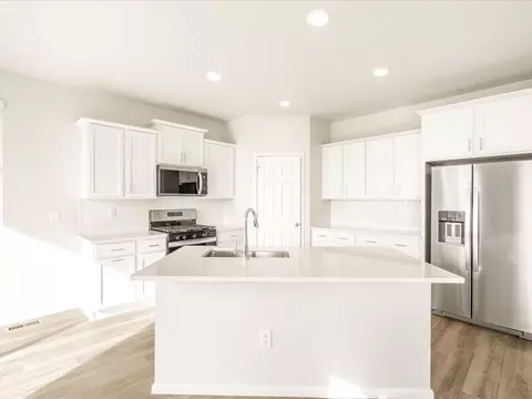 Kitchen - 10708 Waterloo Dr, Peyton, CO 80831 photo 1 of 4