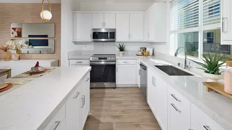Kitchen - 865 Cheyne Loop UNIT 2, Chula Vista, CA 91911 photo 4 of 8