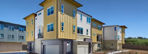Exterior - 865 Cheyne Loop UNIT 2, Chula Vista, CA 91911 photo 3 of 6
