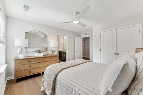 Bedroom - 9894 Obin Ln, Waldorf, MD 20601 photo 2 of 15