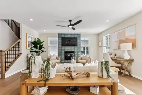 Living - 9894 Obin Ln, Waldorf, MD 20601 photo 1 of 4