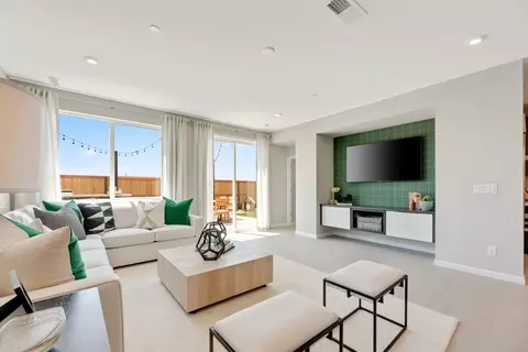 Living - 1231 Carson River Dr, Lincoln, CA 95648 photo 12 of 12