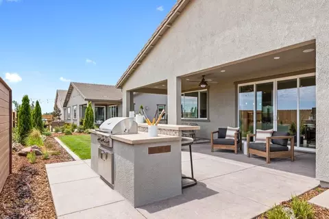 Exterior - 1231 Carson River Dr, Lincoln, CA 95648 photo 10 of 34