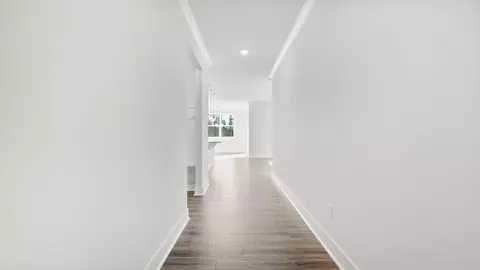 Entry Way - 1312 Sefton Ave, Anderson, SC 29621 photo 1 of 11