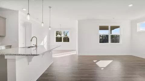 Living - 1312 Sefton Ave, Anderson, SC 29621 photo 1 of 8