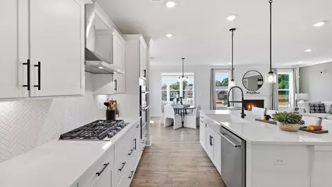 Kitchen - 1312 Sefton Ave, Anderson, SC 29621 photo 7 of 11