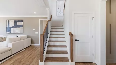 Entry Way - 1312 Sefton Ave, Anderson, SC 29621 photo 8 of 11