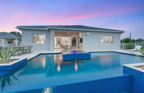 Exterior - 10000 SW Legacy Dr, Stuart, FL 34997 photo 4 of 15
