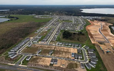 View/Area - 7660 Trapani Loop, Clermont, FL 34714 photo 5 of 7