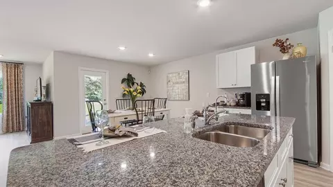 Kitchen - 20 Elderberry St, Freeport, FL 32439 photo 2 of 5