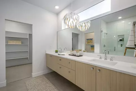 Bath - 3004 N Wander Ln, Eagle Mountain, UT 84005 photo 1 of 3