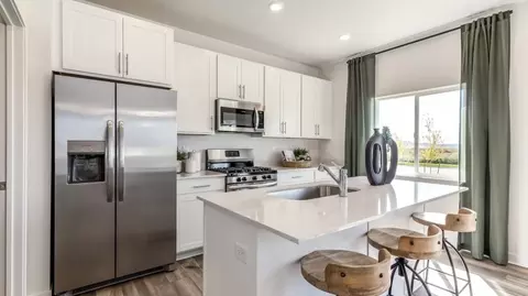 Kitchen - 2164 E Swallow Dr, Eagle Mountain, UT 84005 photo 1 of 5