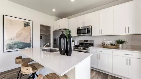 Kitchen - 2164 E Swallow Dr, Eagle Mountain, UT 84005 photo 2 of 5