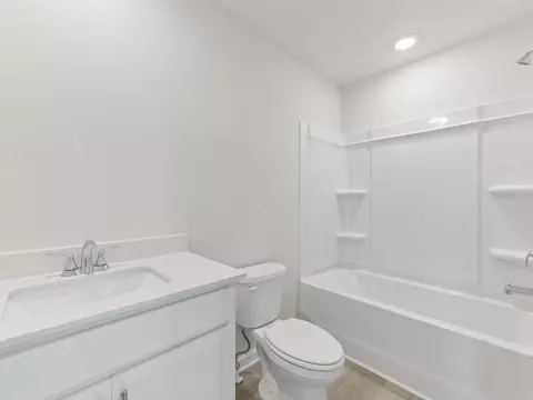 Bath - 1179 High Falls Ln, Grayson, GA 30017 photo 2 of 2