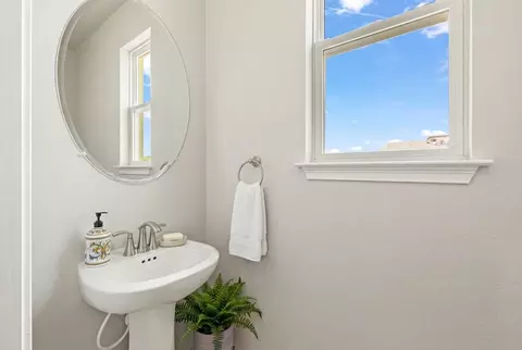 Bath - 13037 Pierce St, Parrish, FL 34219 photo 1 of 2