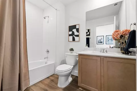 Bath - 10515 Killdeer Ct, Willis, TX 77378 photo 5 of 5