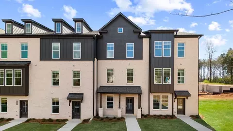 2612 Daybreak Ln, Newnan, GA 30265
