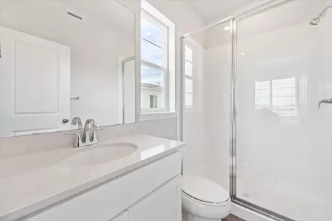 Bath - 22639 E 47th Dr, Aurora, CO 80019 photo 1 of 13